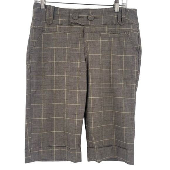 Dkny Pants - DKNY Women's Plaid Bermuda Shorts size 4